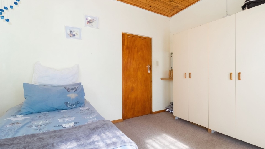 4 Bedroom Property for Sale in Pearly Beach Western Cape